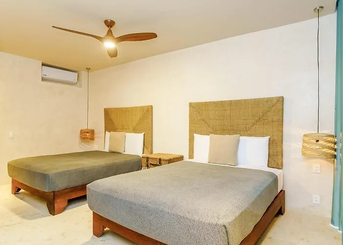 Gorgeous Flowy Space With Wrap-around Private Pool Apartament